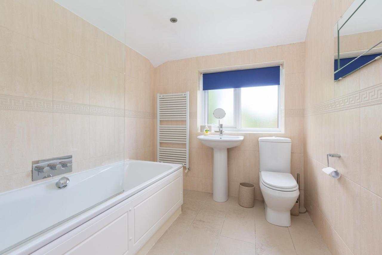 Charles Alexander Short Stay - Moorway House Poulton-le-Fylde Exterior foto
