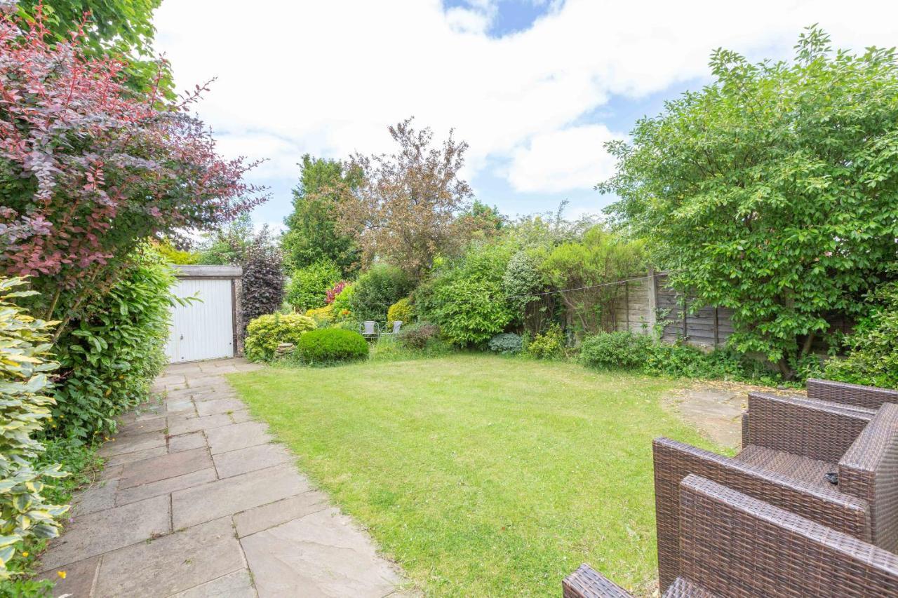 Charles Alexander Short Stay - Moorway House Poulton-le-Fylde Exterior foto