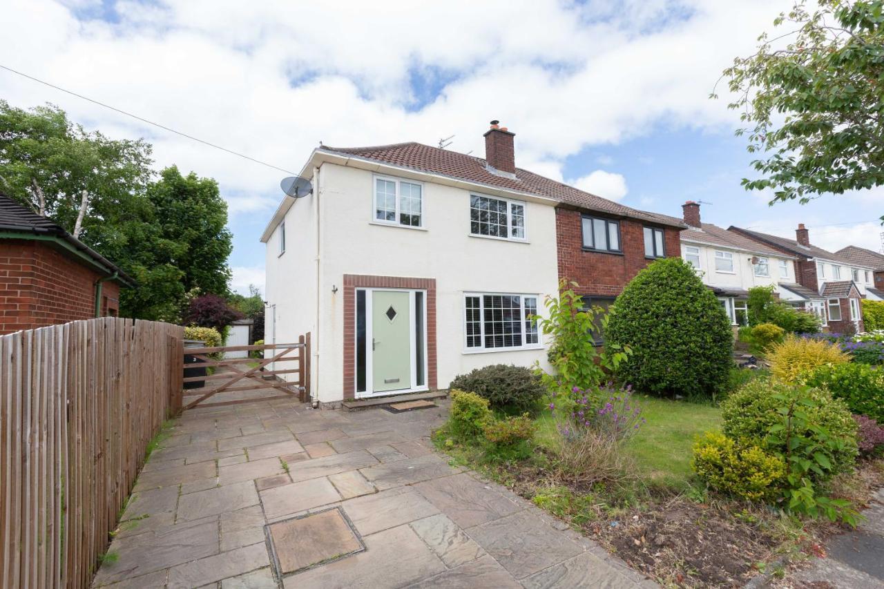 Charles Alexander Short Stay - Moorway House Poulton-le-Fylde Exterior foto